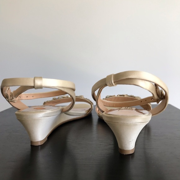 Badgley Mischka Hatch Crystal Embellished Sandal Shirt Size 8 - Picture 9 of 16